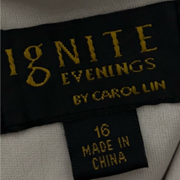 Ignite Evenings Silver Embellished Jacket - Picture 7 of 7